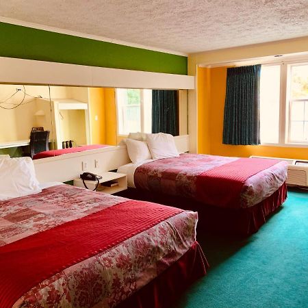 Holiday Lodge - Greensboro/Lake Oconee Экстерьер фото