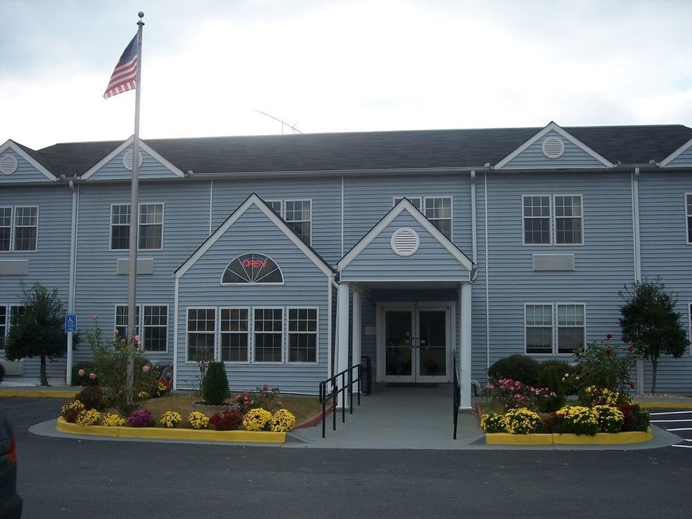 Holiday Lodge - Greensboro/Lake Oconee Экстерьер фото